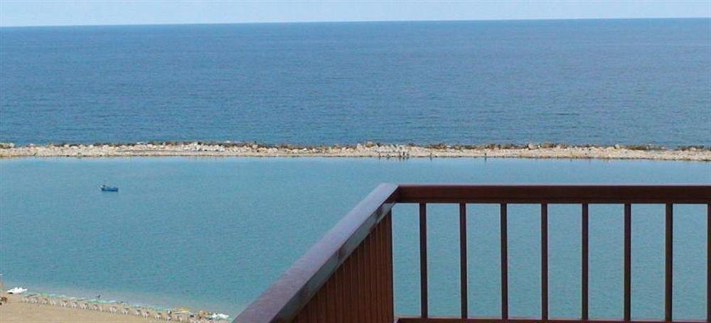 Alexandria Mediterranean Suites Exteriér fotografie