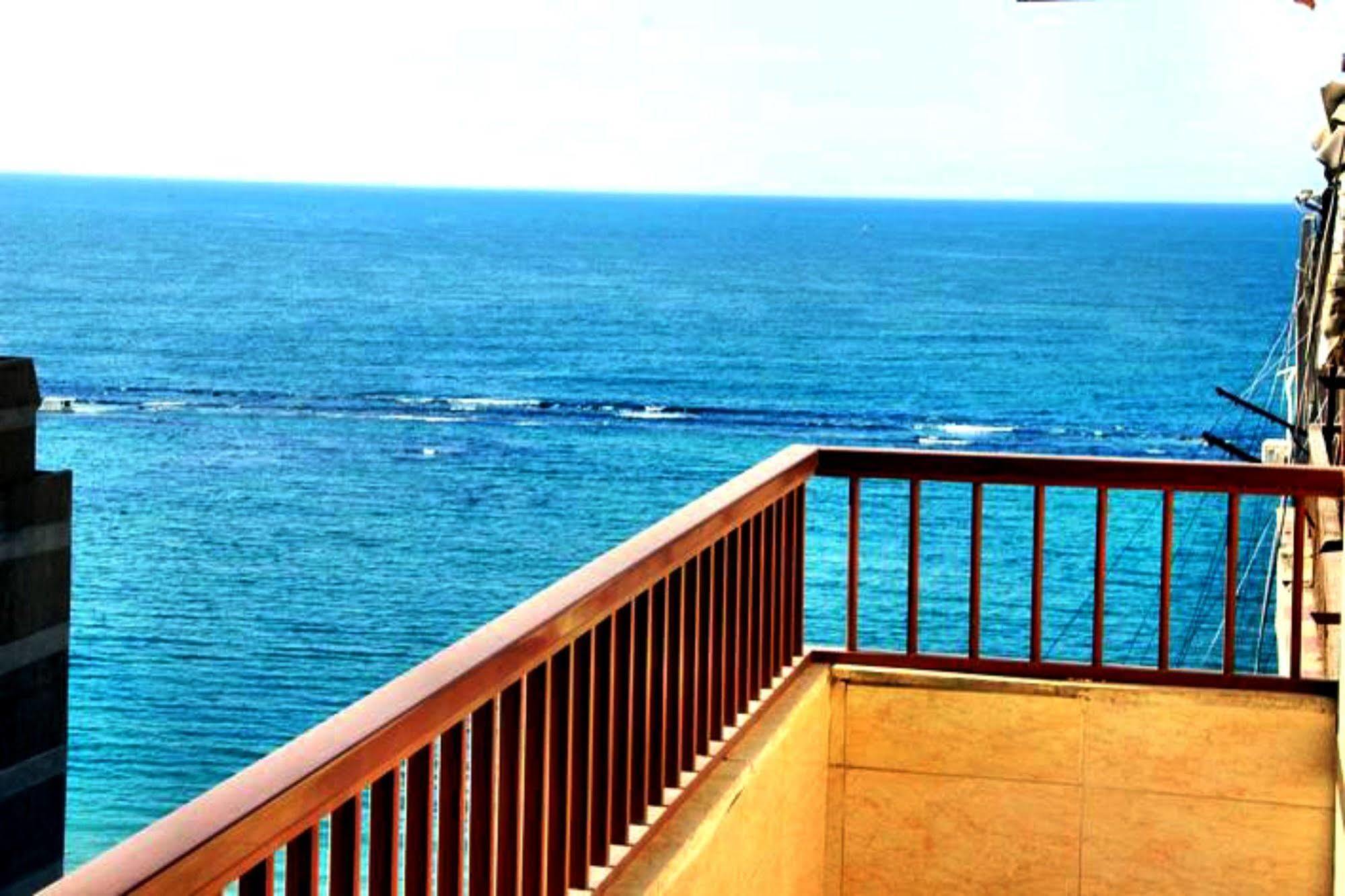 Alexandria Mediterranean Suites Exteriér fotografie
